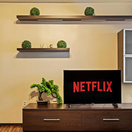 4 Rooms Unirii 47 بوخارست المظهر الخارجي الصورة