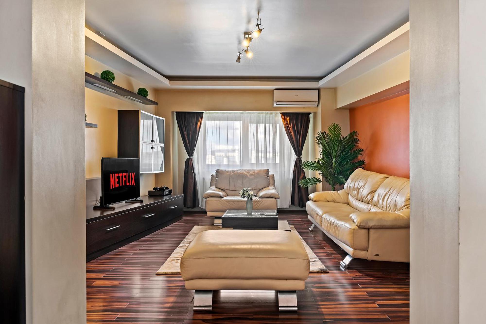 4 Rooms Unirii 47 بوخارست المظهر الخارجي الصورة